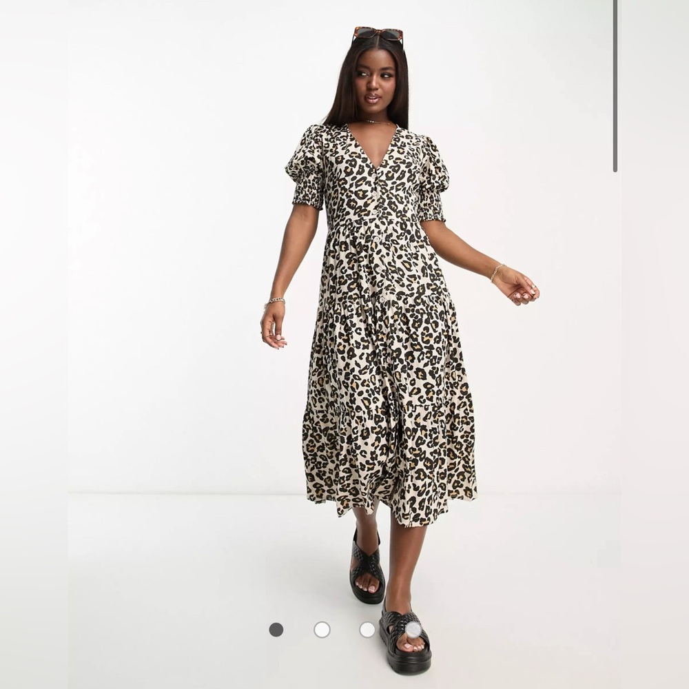 Influence (ASOS Brand) Leopard Print Midi Dress in Size 4 US/Size 8 UK